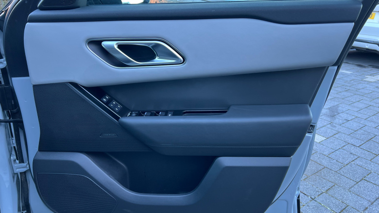 Land Rover Range Rover Velar 2.0 D200 MHEV Dynamic HSE 5dr Auto Diesel Estate